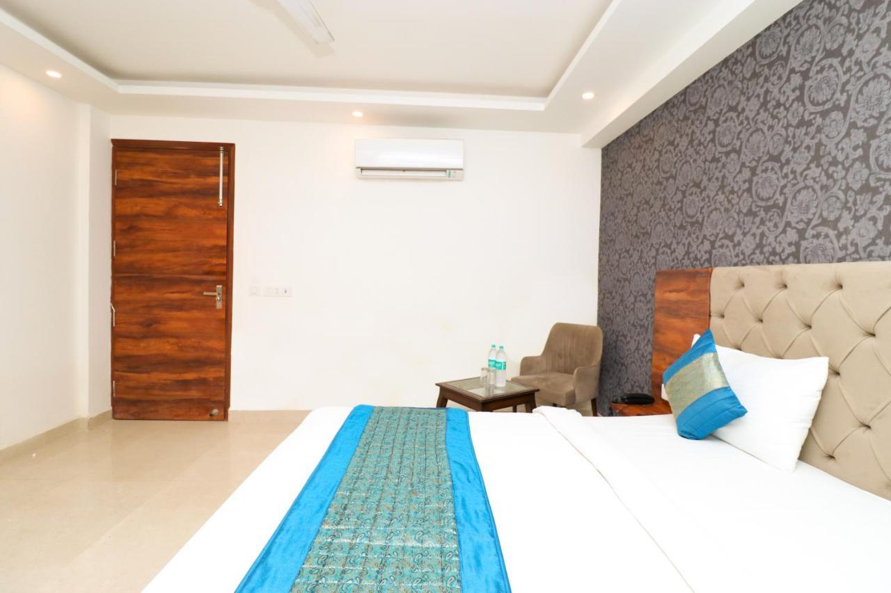 Hotel Vertu Νέο Δελχί Εξωτερικό φωτογραφία