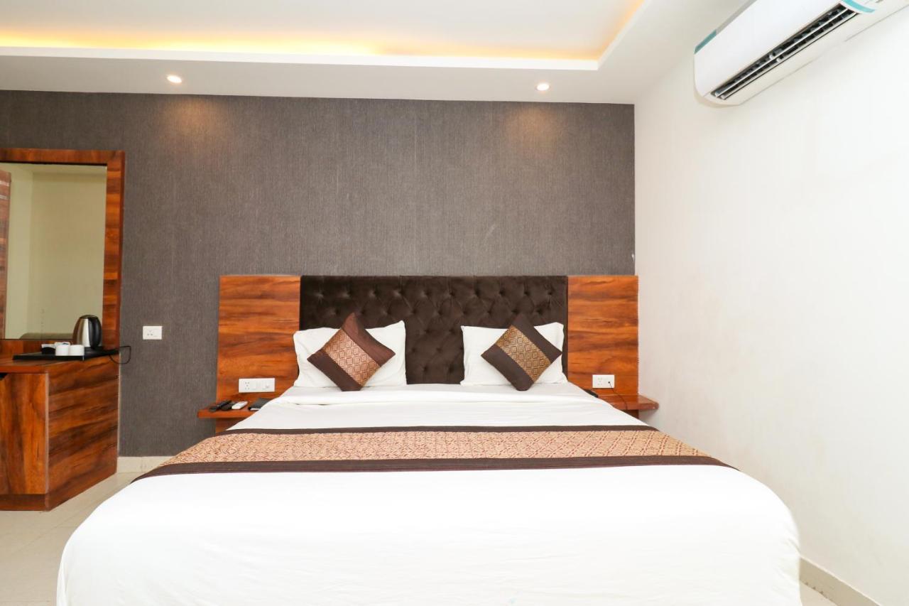 Hotel Vertu Νέο Δελχί Εξωτερικό φωτογραφία