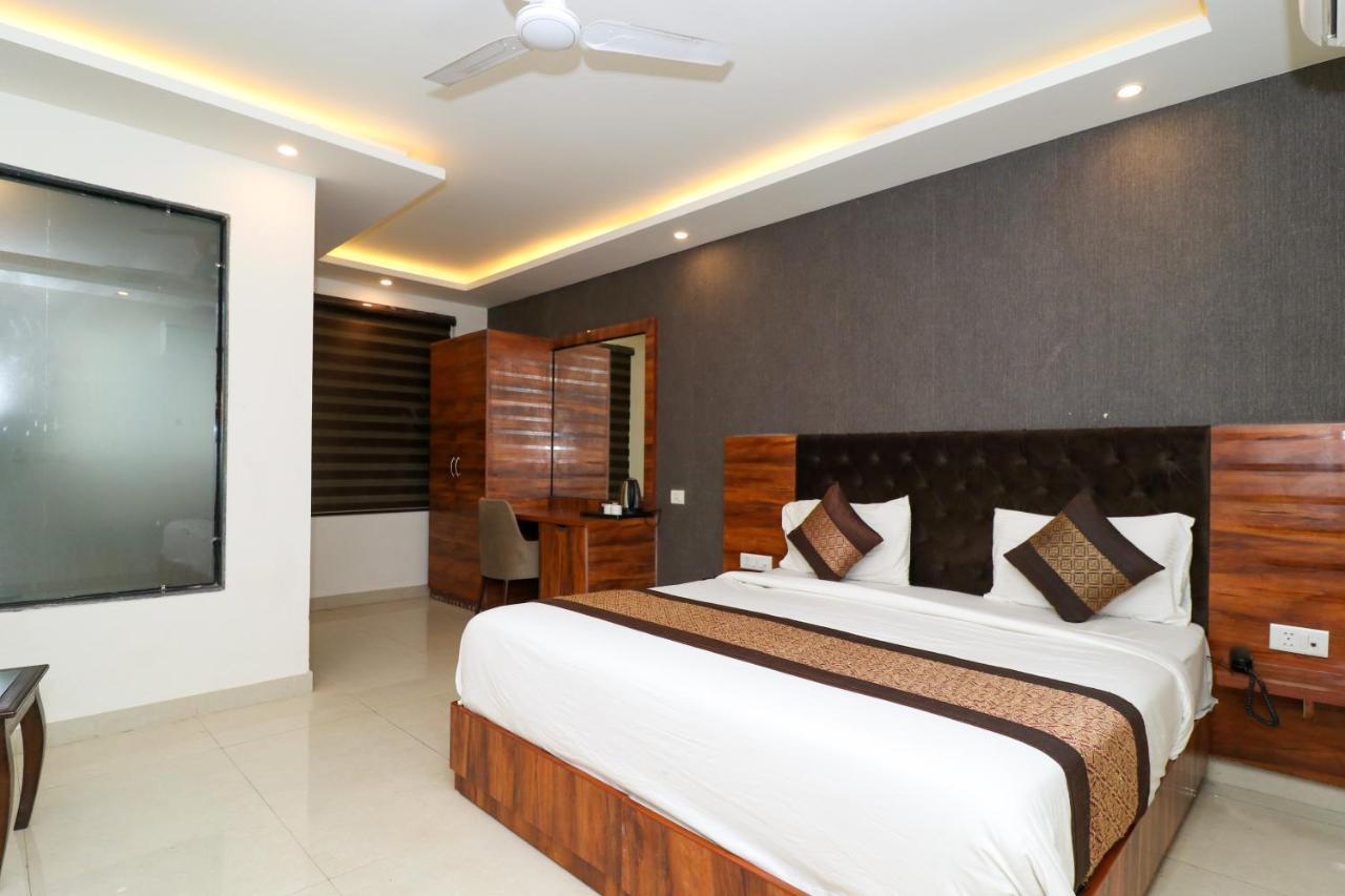 Hotel Vertu Νέο Δελχί Εξωτερικό φωτογραφία